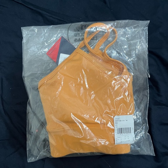 BNWT Orange Reebok Sports Bra - Picture 4 of 4